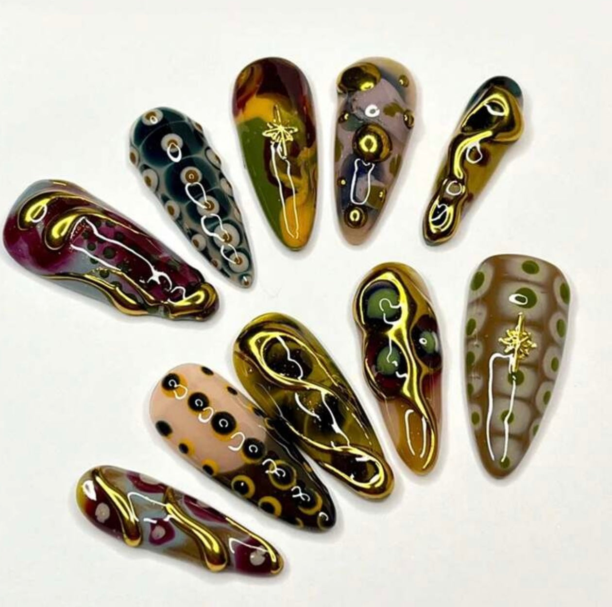 Earthy Press on nails