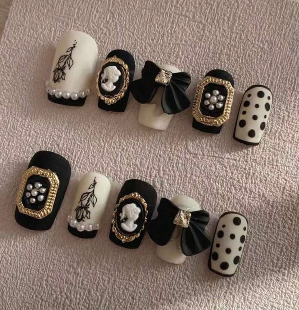 Princess Press on Nails